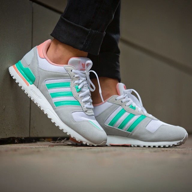 adidas zx 700 bleu marine