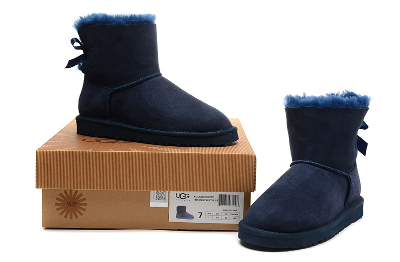 ugg bleues marines
